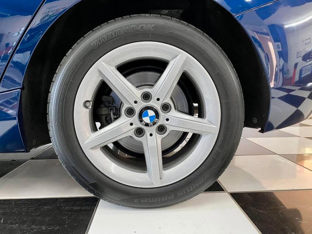 BMW Serie 1 116d Sport 5p my18