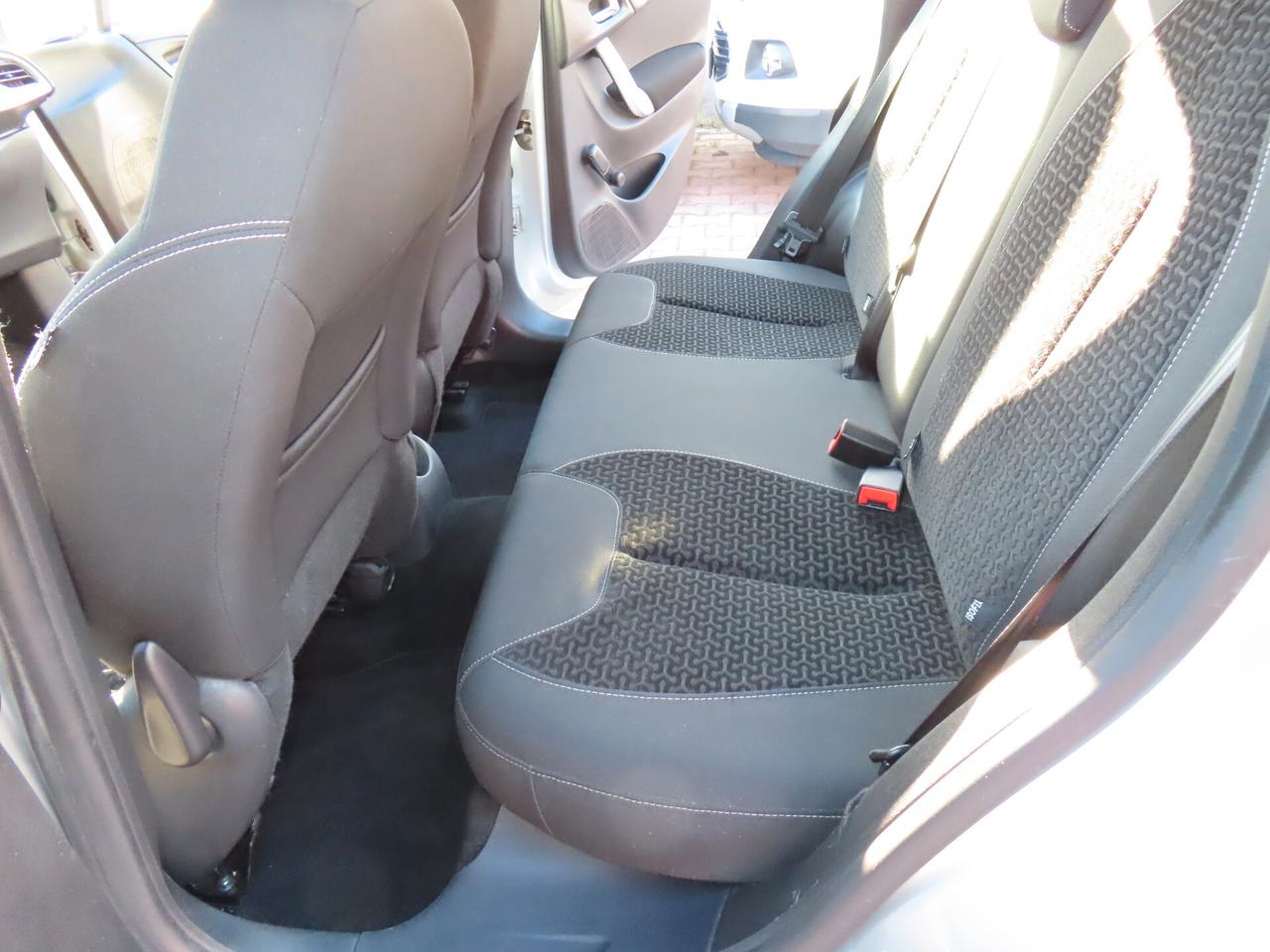 Citroen C3 1.1 BENZINA FULL KM CERT 2011