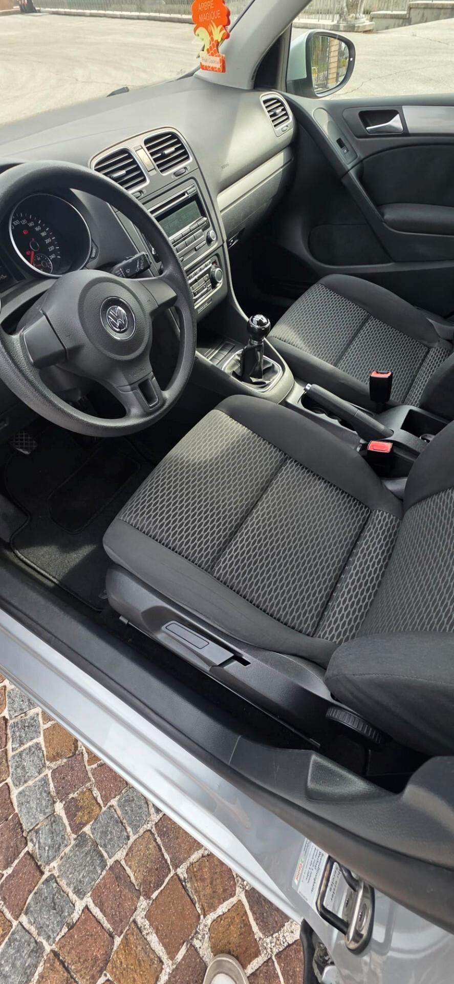 Volkswagen Golf 1.6 TDI DPF 5p. Highline
