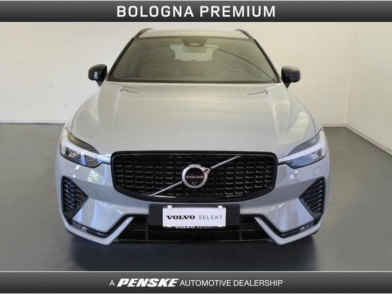 Volvo XC60 XC60 B5 AWD automatico Plus Dark