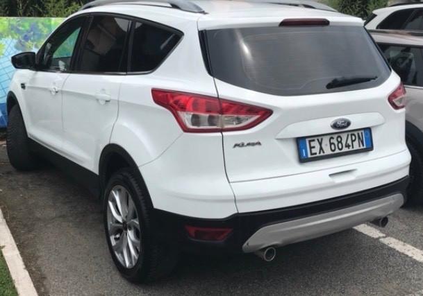Ford Kuga 2.0 TDCI 4x4 Powershift Business FULL...