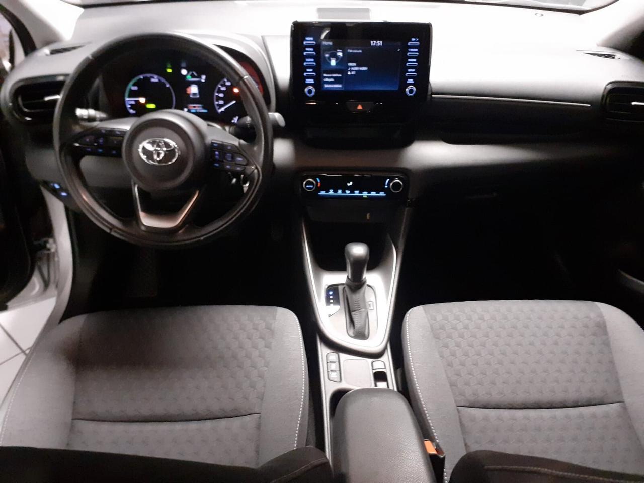 Toyota Yaris 1.5 Hybrid 5 porte Business