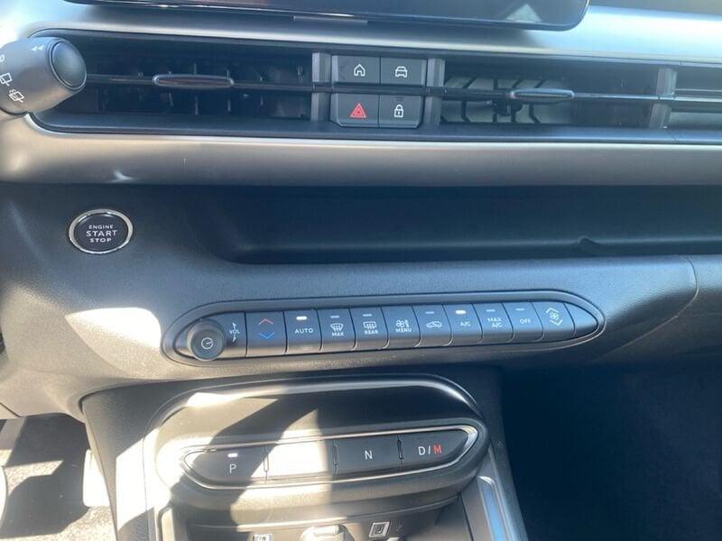 Jeep Avenger e-Hybrid 1.2 MHEV e-Hybrid Turbo Summit