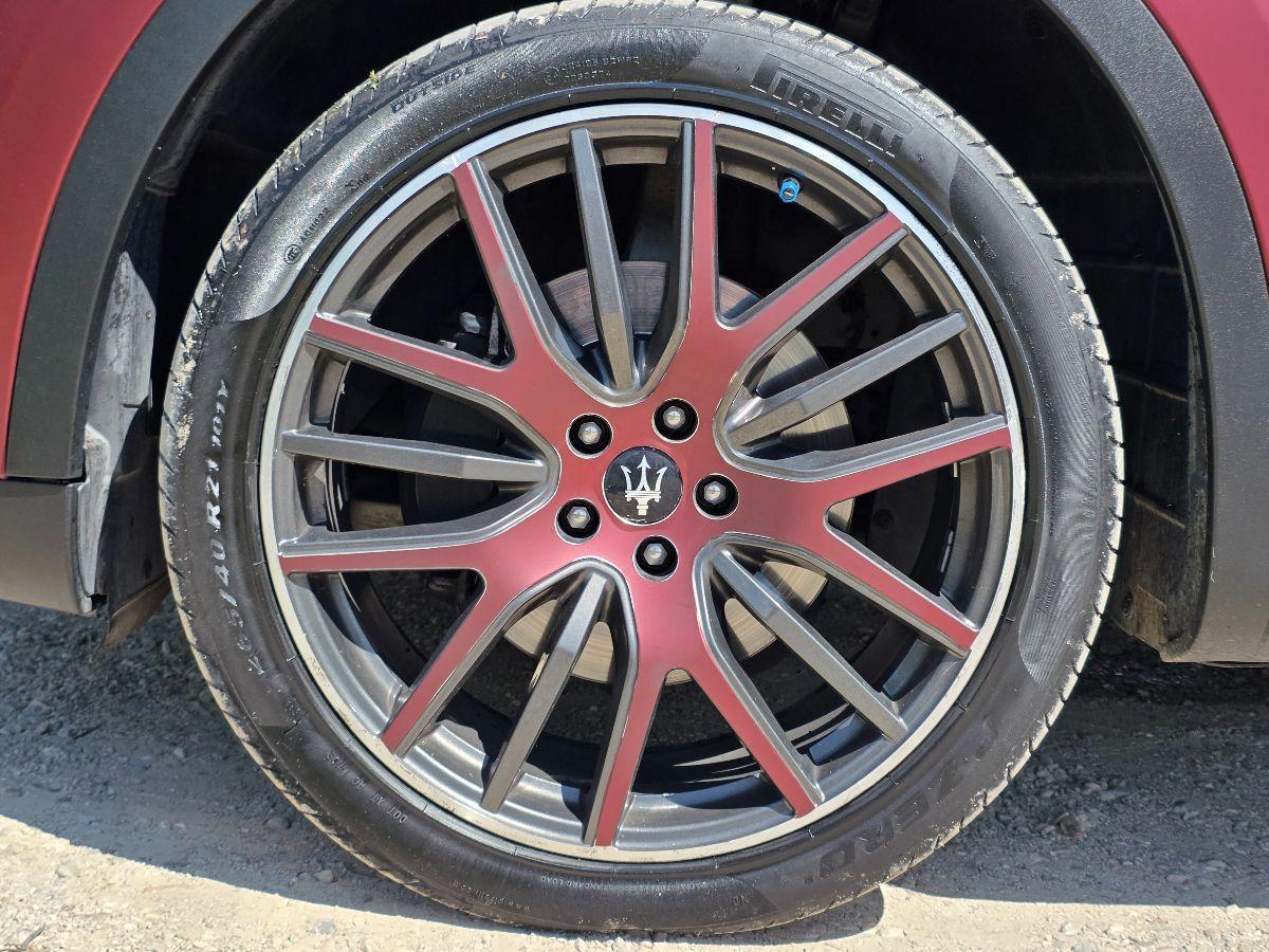 MASERATI LEVANTE 3.0 Diesel 275 CV Q4 Granlusso