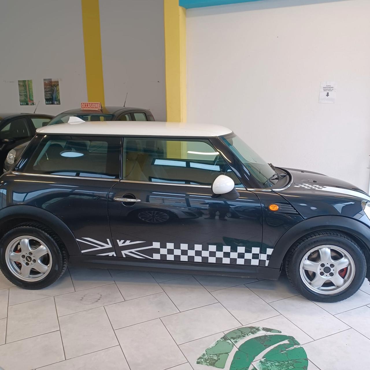 MINI COOPER D 1.6 TDI NEOPATENTATI