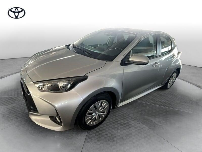 Toyota Yaris 4ª serie 1.5 Hybrid 5 porte Active