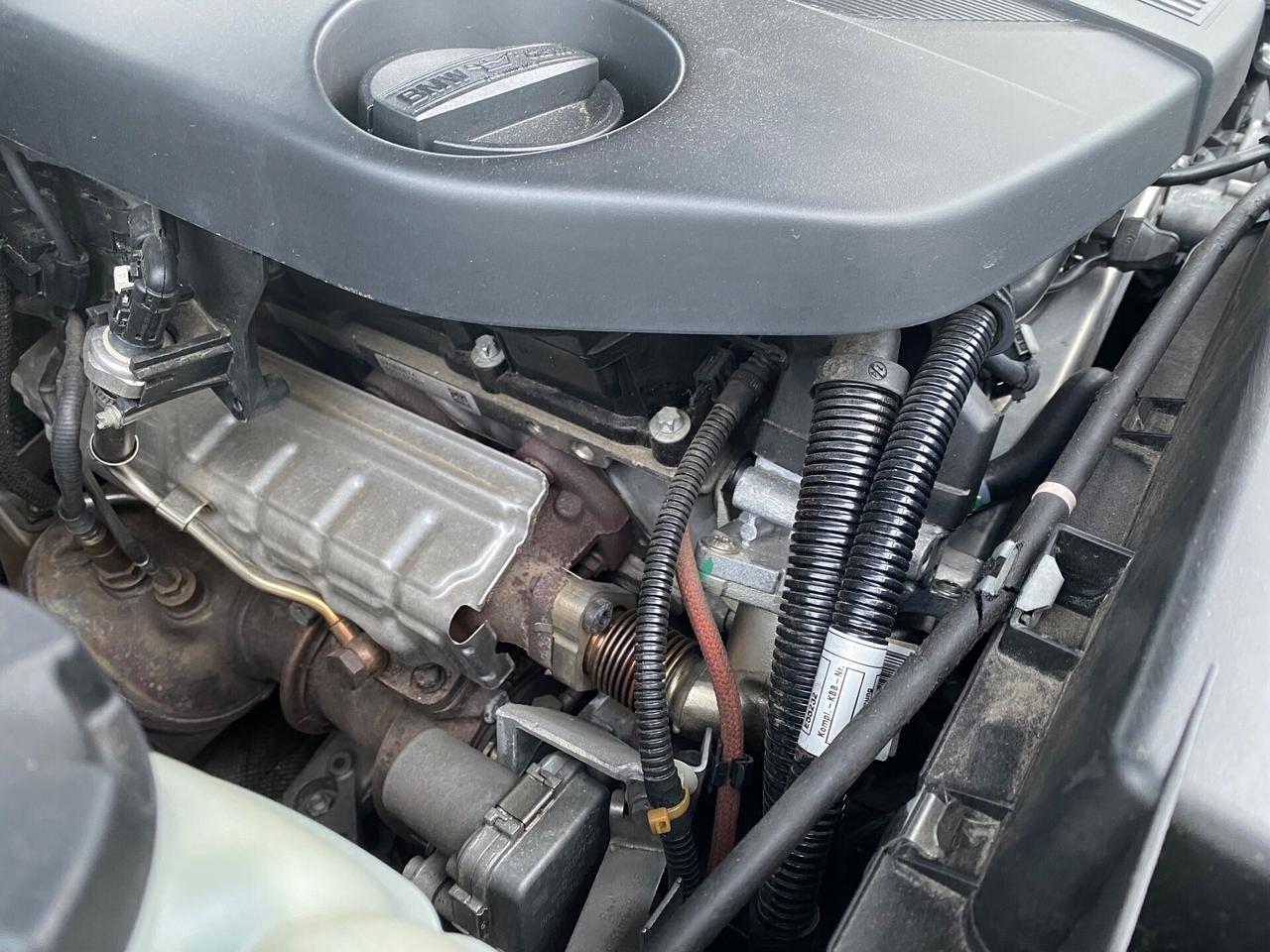 BMW 318 D TOURING MODERN - GANCIO TRAINO