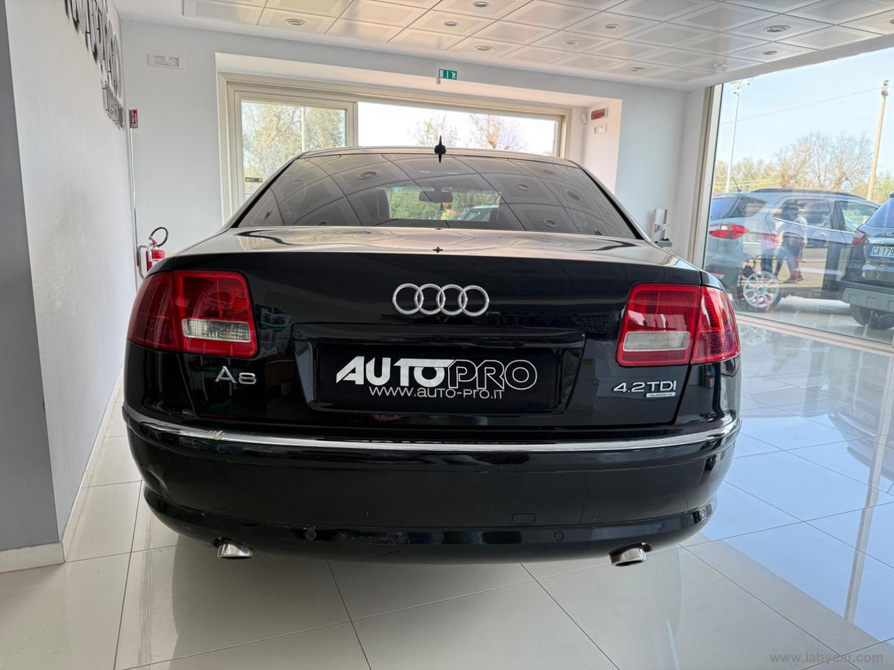 AUDI A8 4.2 V8 TDI F.AP. quattro tiptronic