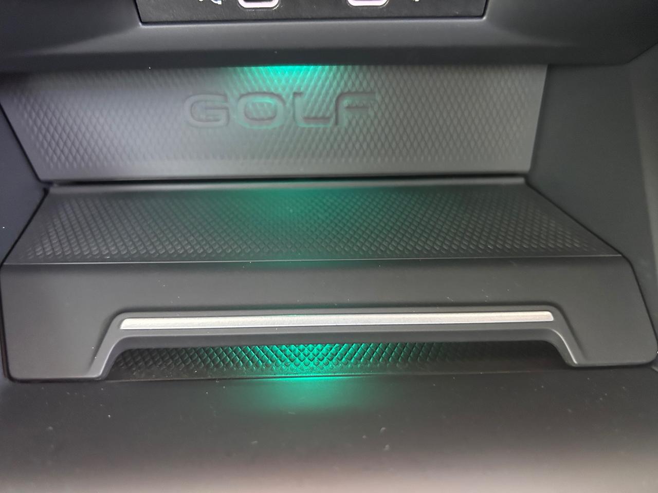 VOLKSWAGEN Golf 8 GTI