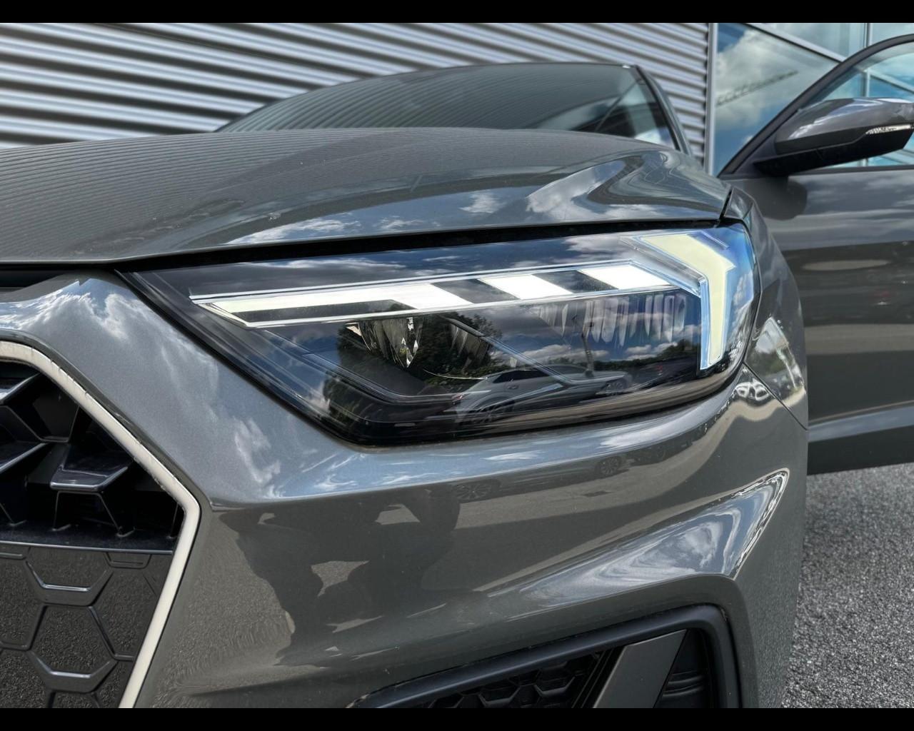 AUDI A1 SPORTBACK 30 TFSI S-LINE EDITION