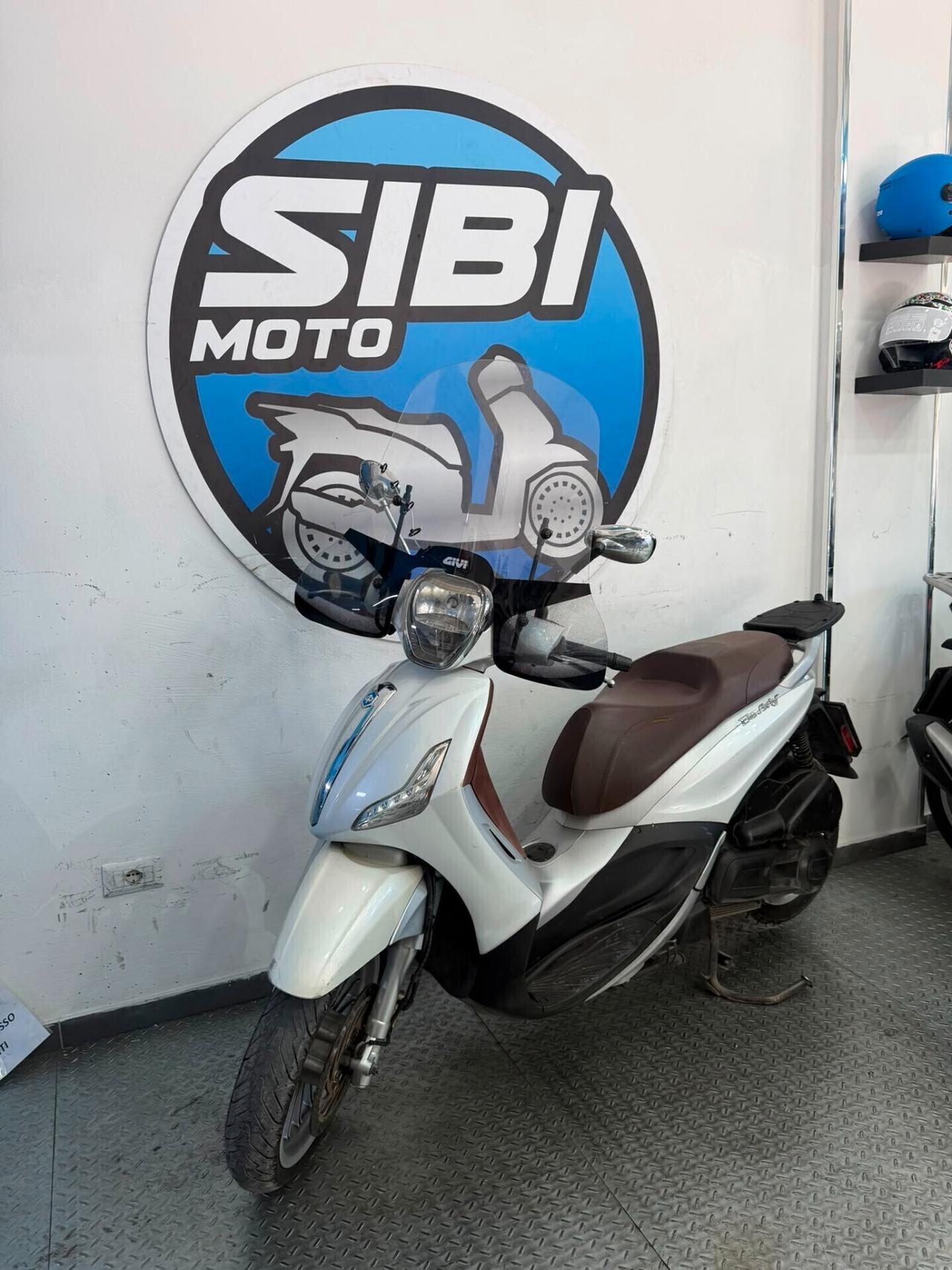 Piaggio Beverly 300