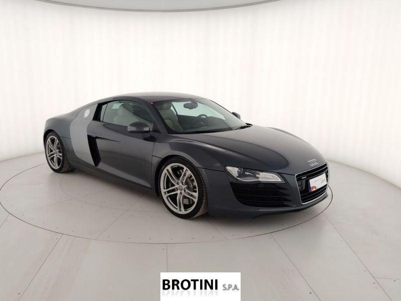 Audi R8 R8 Coupe 4.2 V8 quattro r-tronic