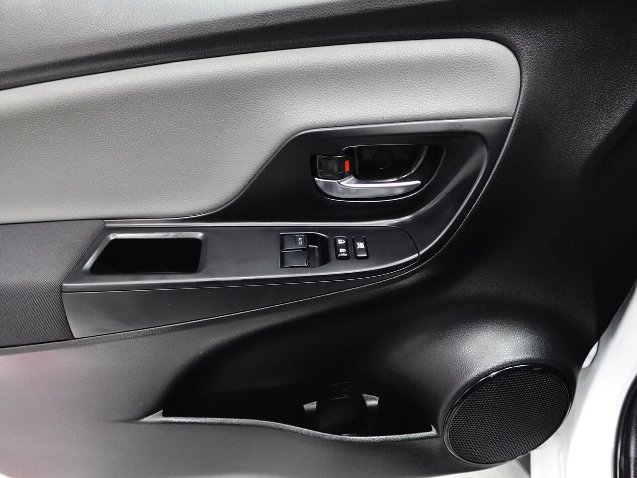 Toyota Yaris 1.5 BZ 73 CV HYBRID BUSINESS