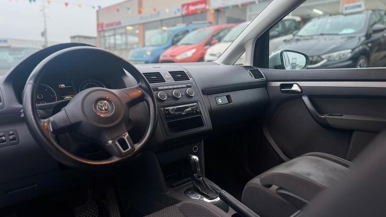 VW TOURAN 1.6 DIESEL 7 POSTI AUTOMATICO NEOP.