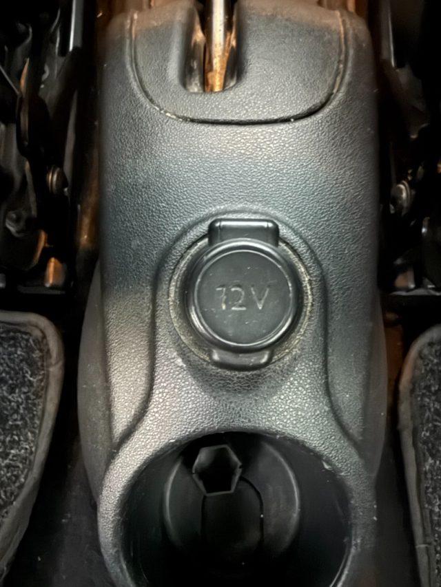 CITROEN C3 Picasso BlueHDi 100 Exclusive Cinema