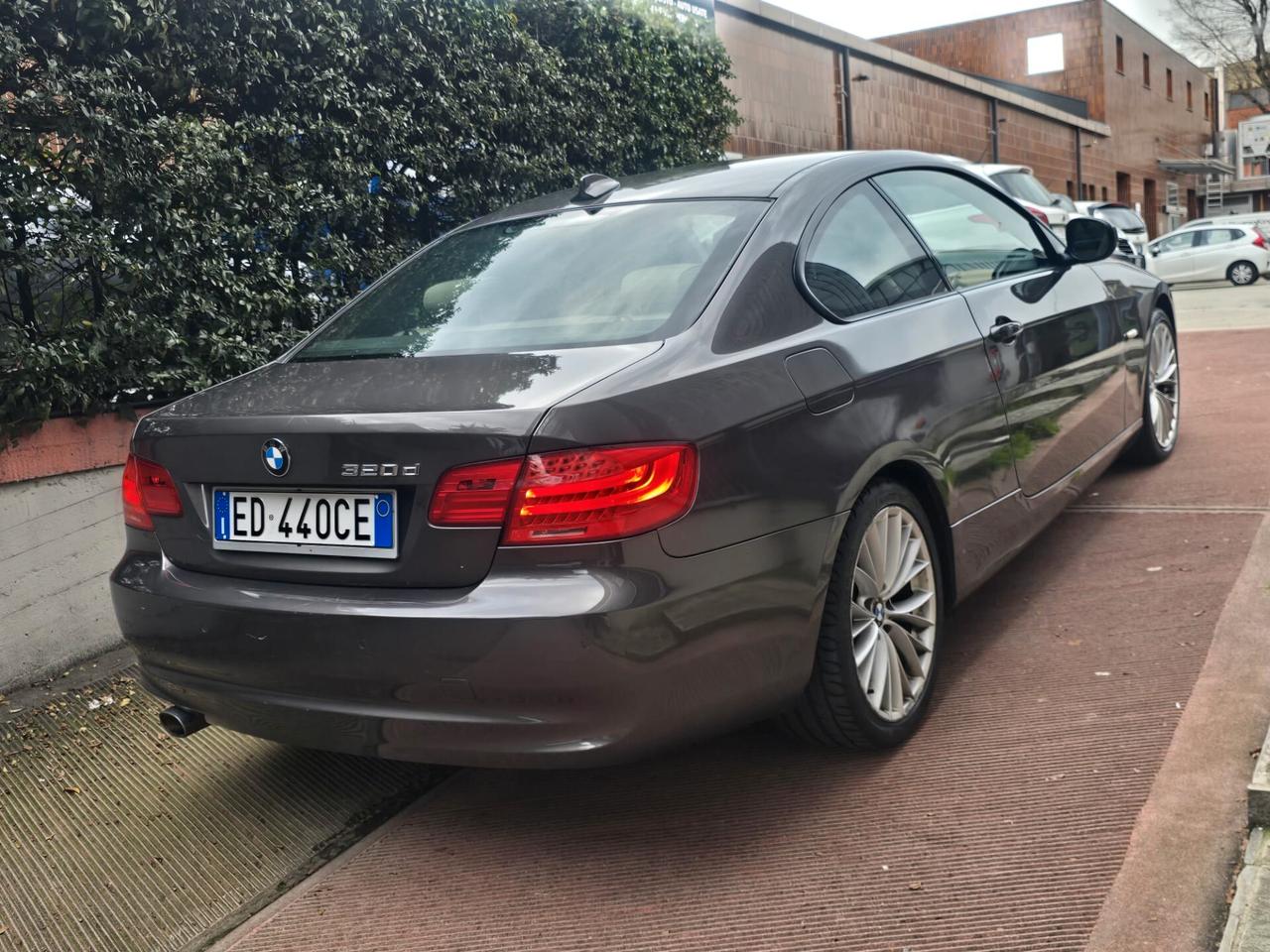 Bmw 320 320d cat Coupé Futura