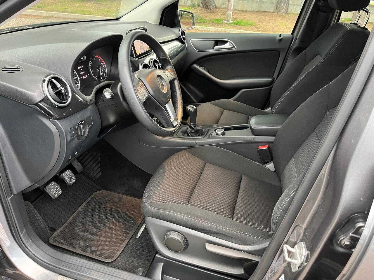 Mercedes-benz B 180 CDI BlueEFFICIENCY Executive