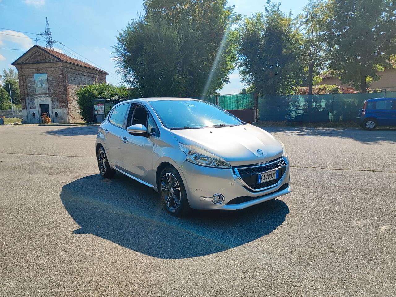 Peugeot 208 1.4 GPL