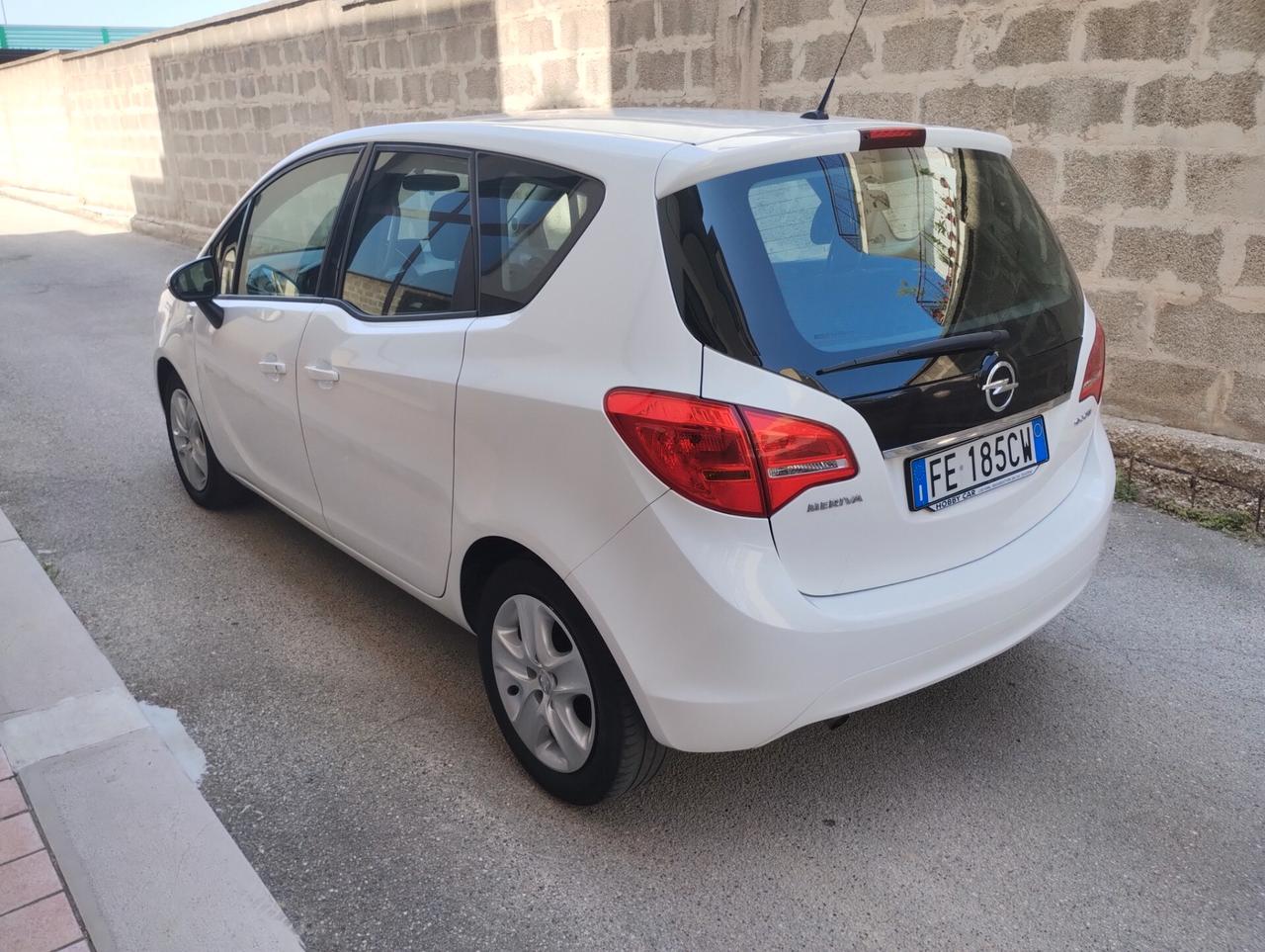 Opel Meriva 1.6 CDTI StarteStop Design Edition