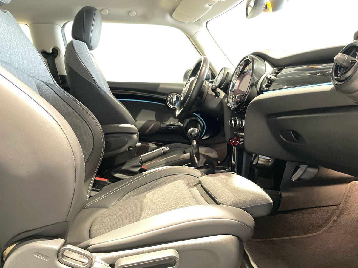 MINI Mini IV F56 2021 3p - Mini 3p 1.5 Cooper Classic