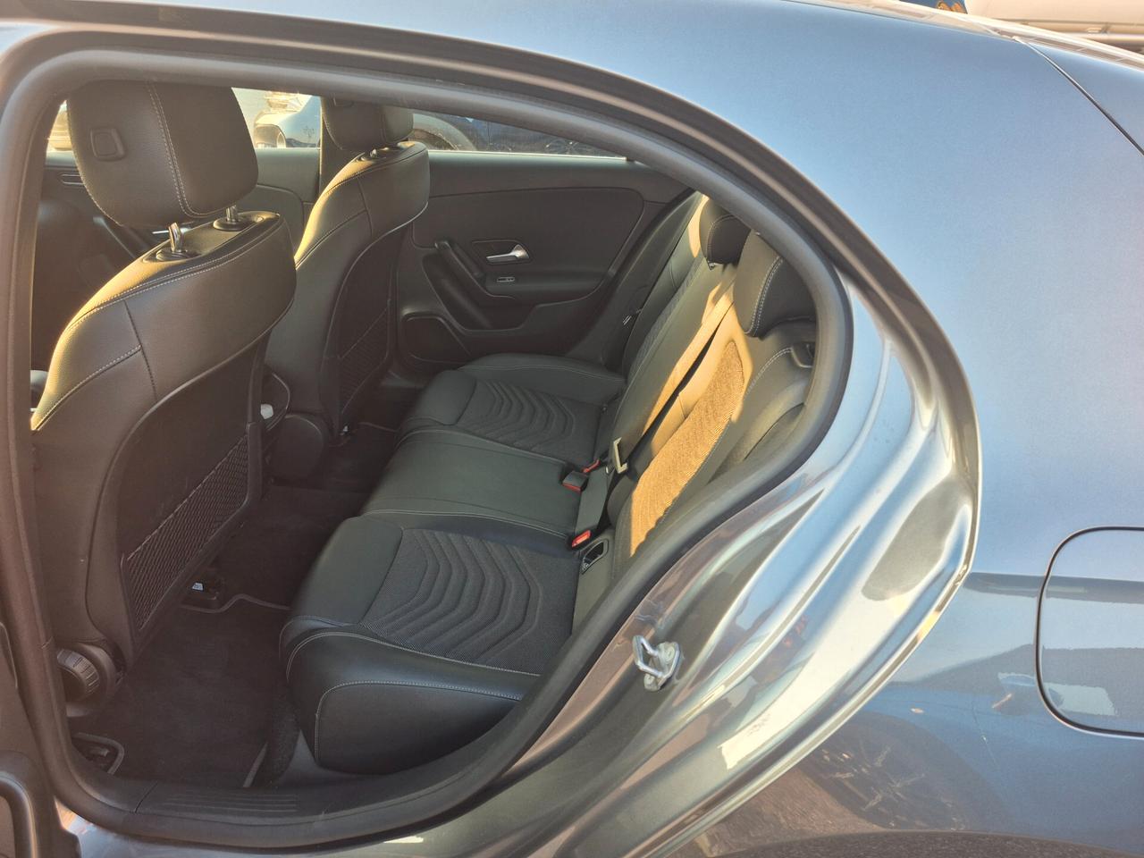 Mercedes-benz A 200 A 200 d Automatic Business