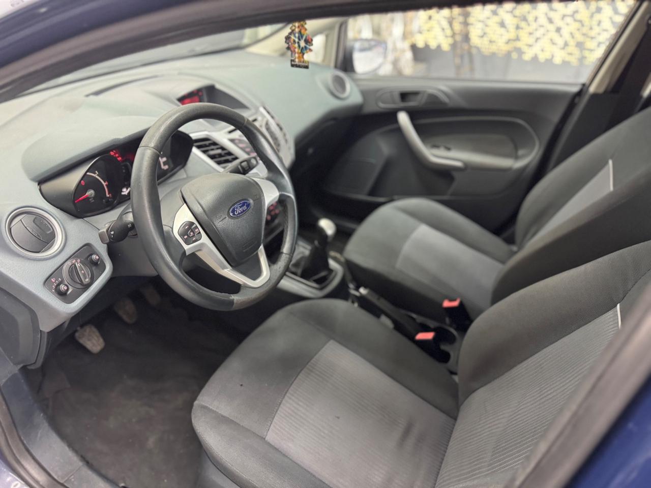 Ford Fiesta 1.2 Benzina 5Porte ADATTA NEOPATENTATI