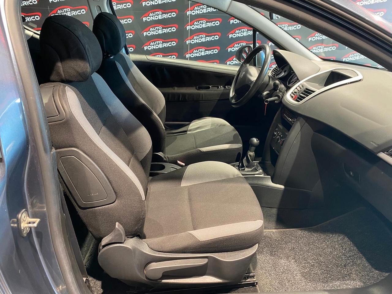 Peugeot 207 1.4 Diesel - 2006