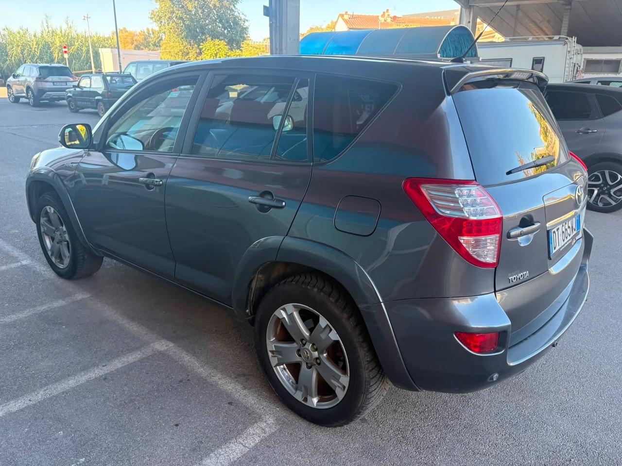 Toyota RAV 4 RAV4 2.2 D-4D 150 CV DPF Luxury automatico