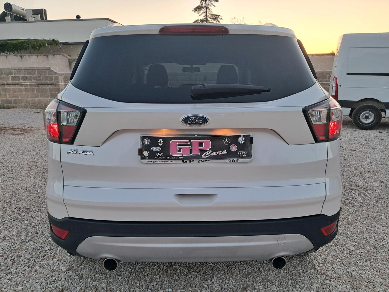 Ford Kuga 2.0 TDCI 150 cv 4WD Powershift Titanium *NAVY-CRUISE*