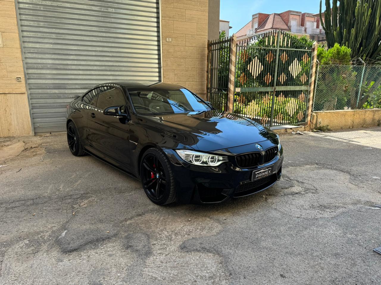 BMW M4 COUPE