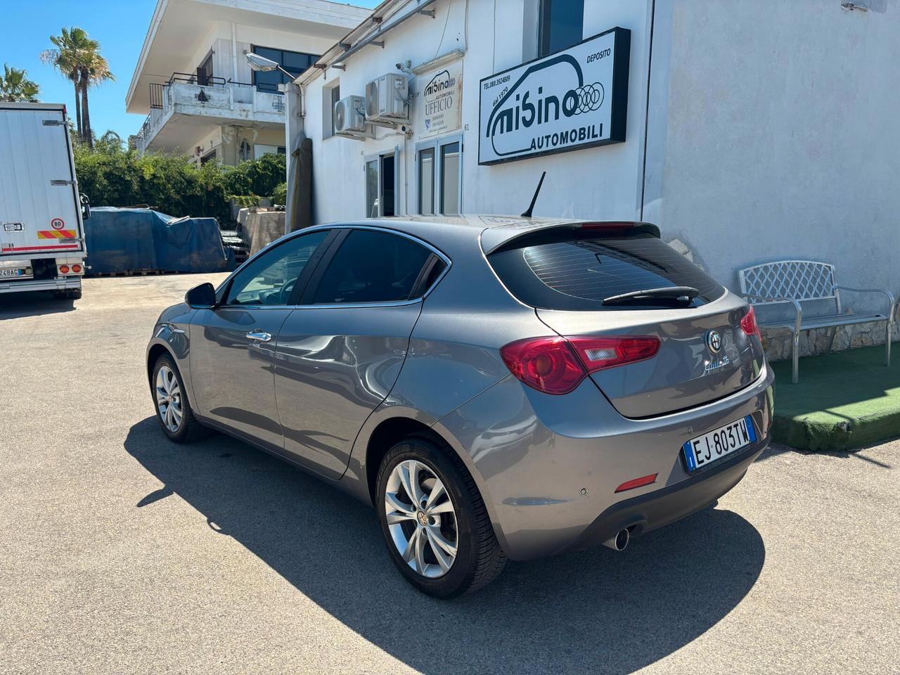 Alfa Romeo Giulietta 1.6 JTDm-2 105 CV -2011