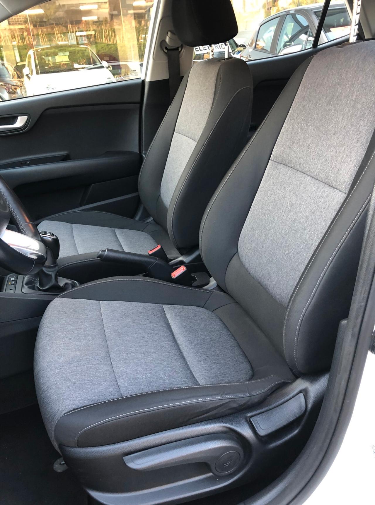 Kia Stonic 1.0 T-GDi 100 CV MHEV MT Style