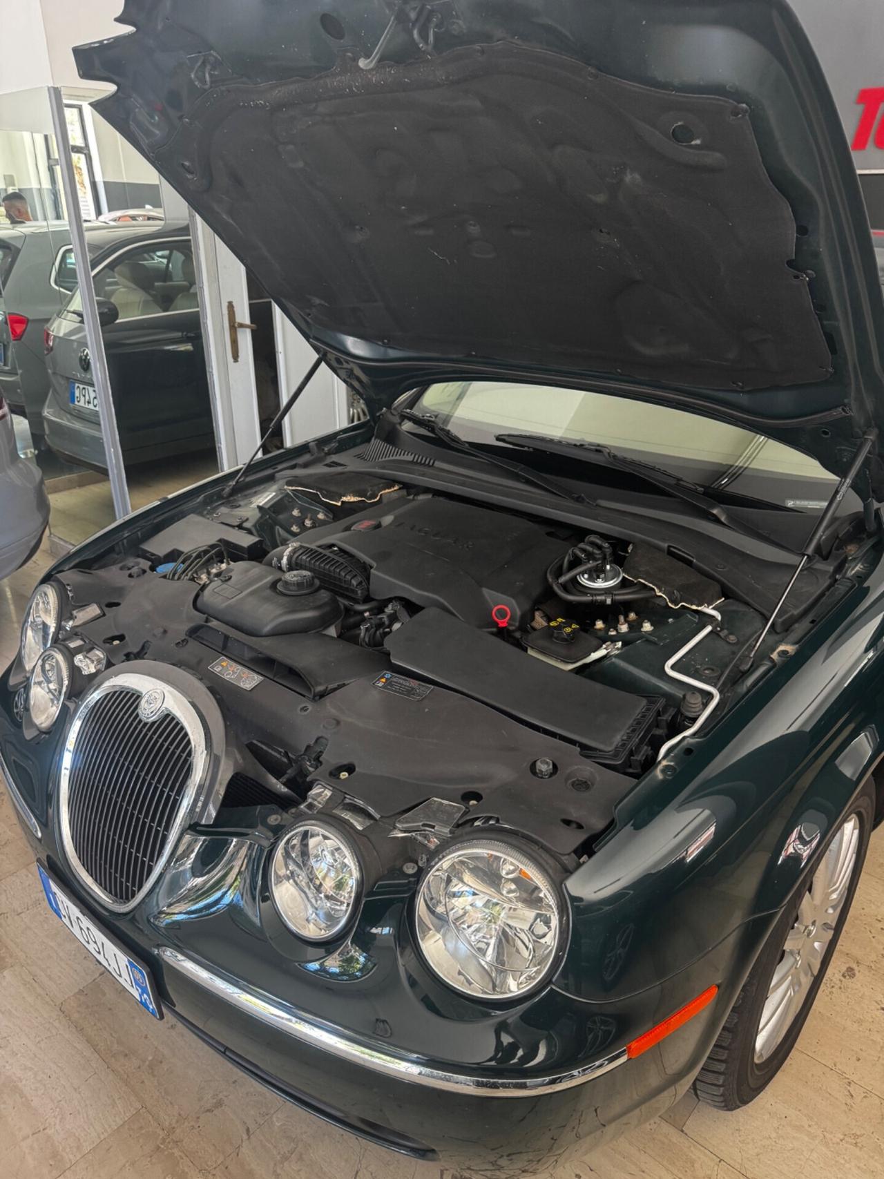 Jaguar S-Type 2.7 diesel V6 Executive