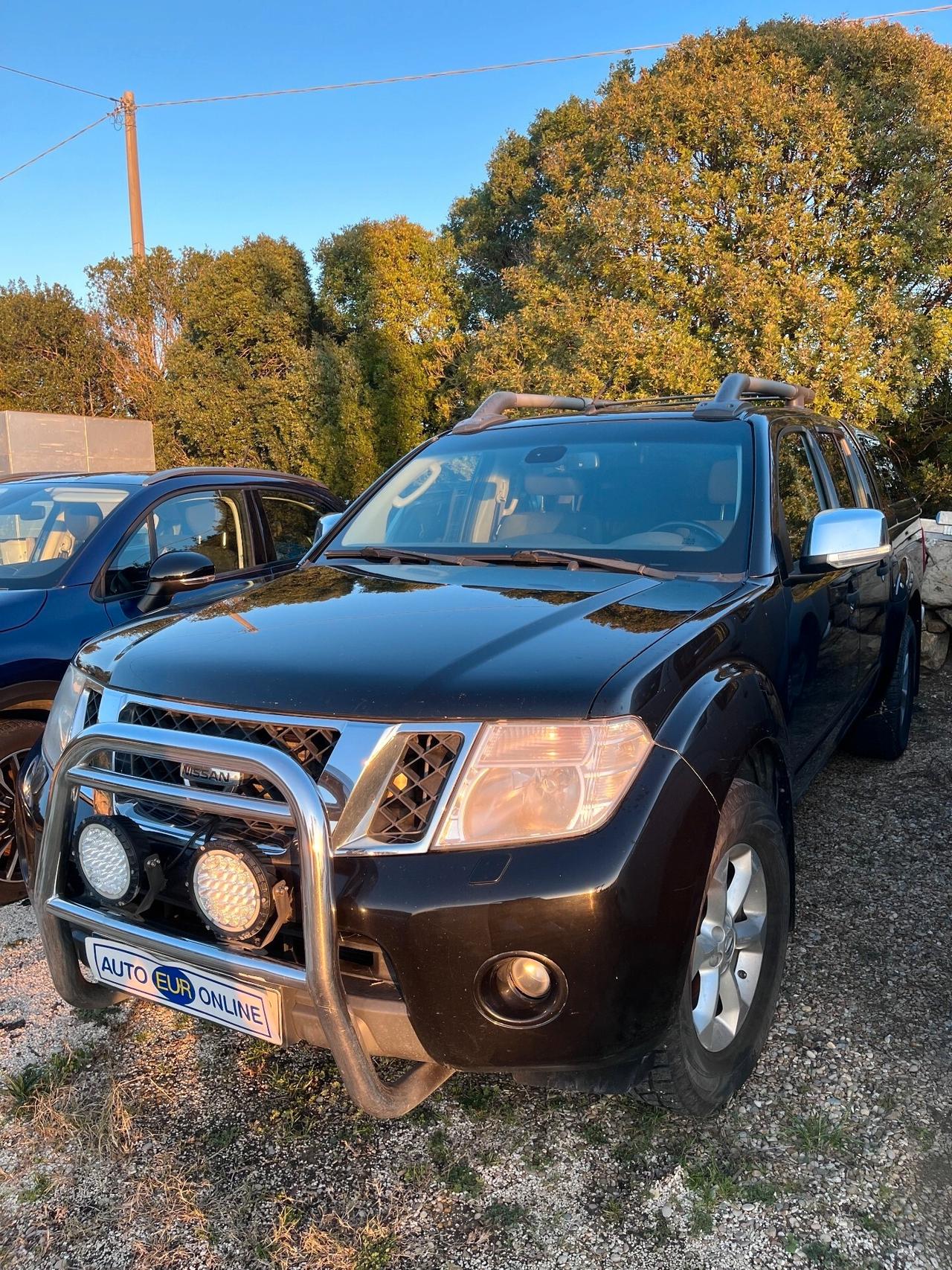 Nissan Navara 2.5 dCi 190CV 4 porte Double Cab XE
