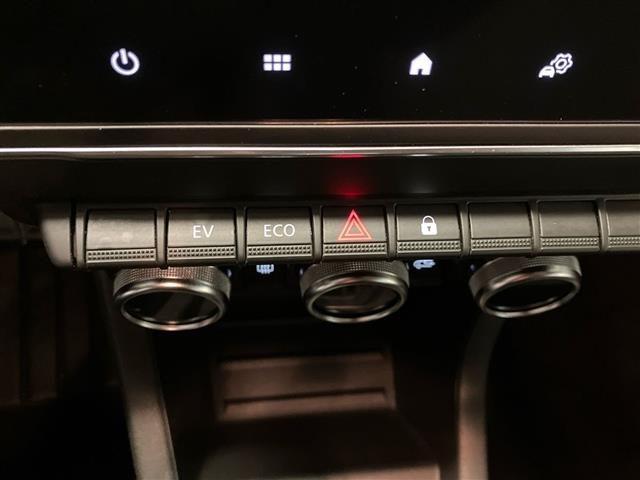 RENAULT Clio 1.6 E-Tech hybrid Zen 140cv auto my21