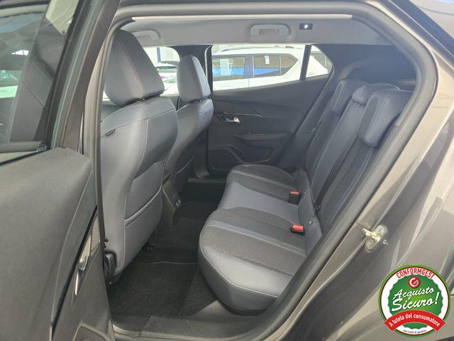 PEUGEOT 2008 BlueHDi 100 S&S Allure