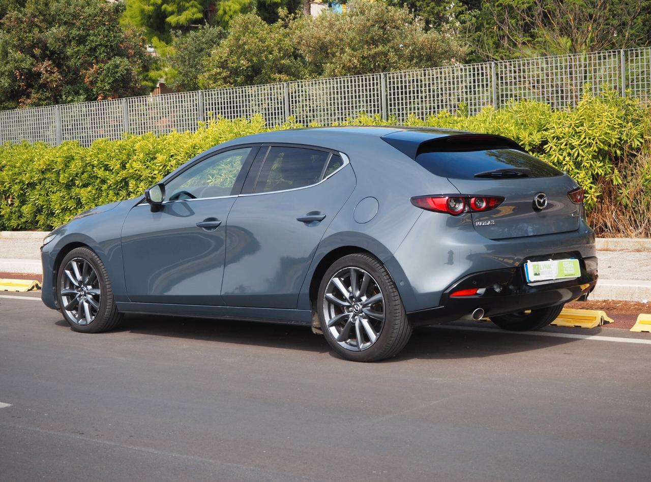 Mazda 3 1.8L Skyactiv-D Exceed
