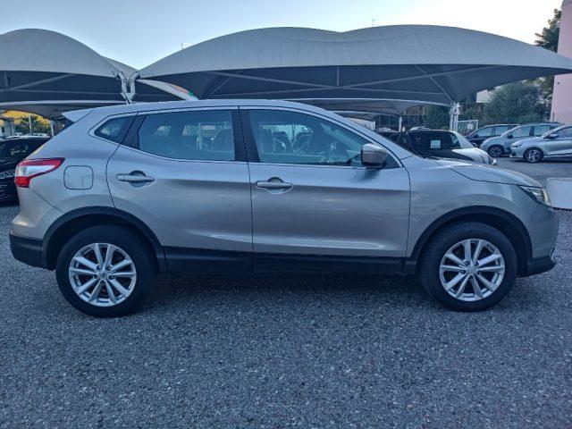NISSAN Qashqai 1.2 DIG-T Acenta