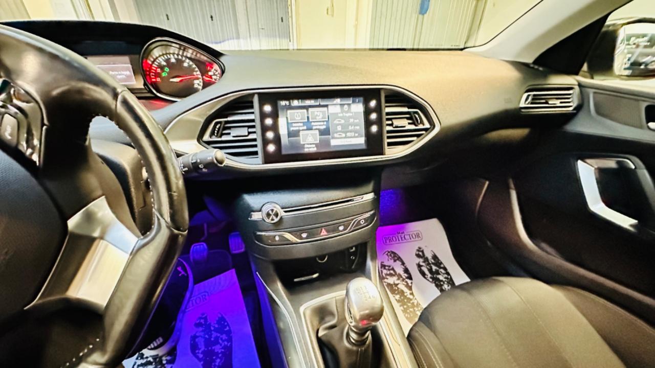 Peugeot 308 1.6 e-HDi 115 CV . GT Line.anche per neopatentati