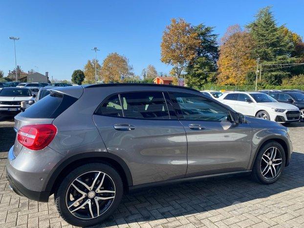 MERCEDES-BENZ GLA 200 d Automatic 4Matic Executi