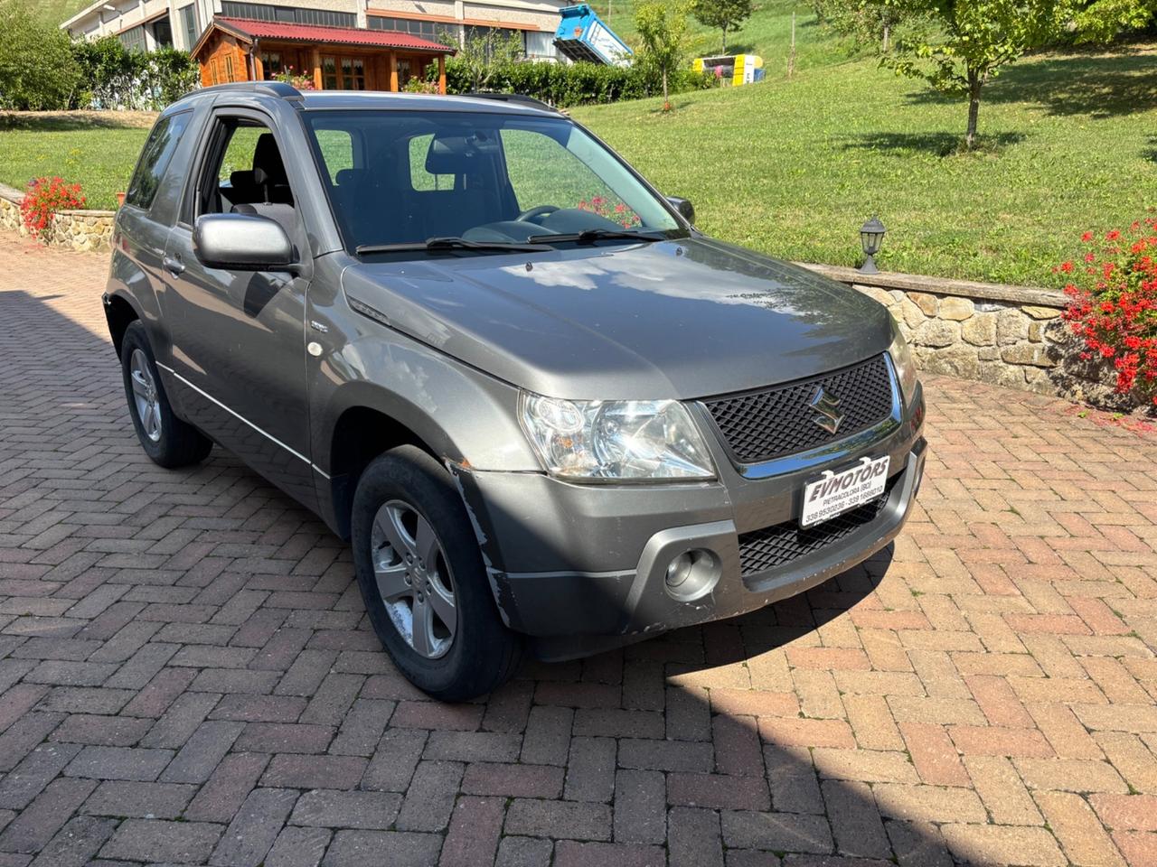 Suzuki Grand Vitara 1.9 DDiS 3 porte
