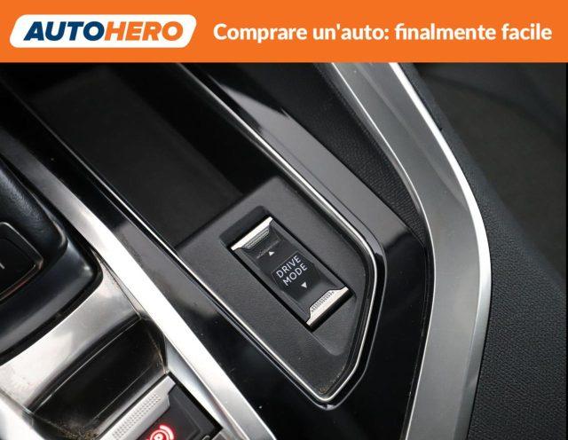 PEUGEOT 5008 BlueHDi 130 S&S Allure