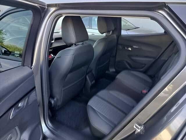 Peugeot 2008 PureTech 100 S&S Allure Pack