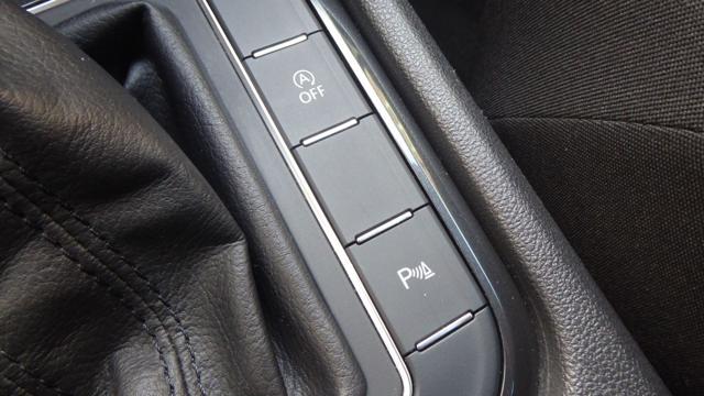 VOLKSWAGEN Tiguan 2.0 TDI SCR DSG Business BlueMotion Technology