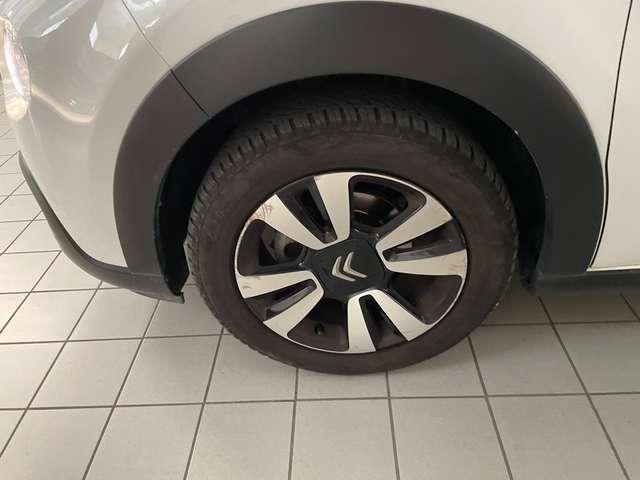 Citroen C3 C3 1.2 puretech Shine 82cv