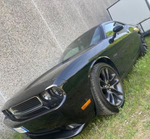 Dodge Challenger Sxt