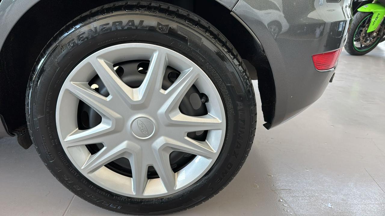 Ford Fiesta 1.0 80CV 5 porte Black & White Edition