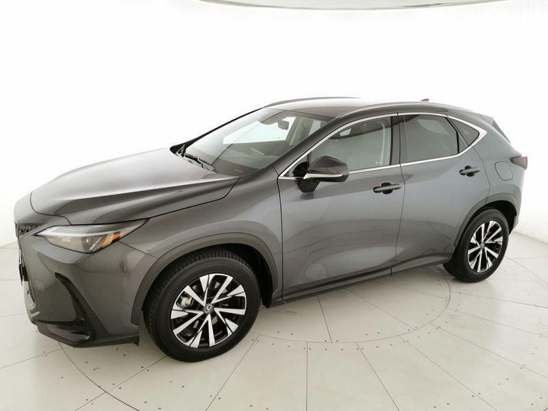 Lexus NX 350h 2.5 Premium 4wd e-cvt
