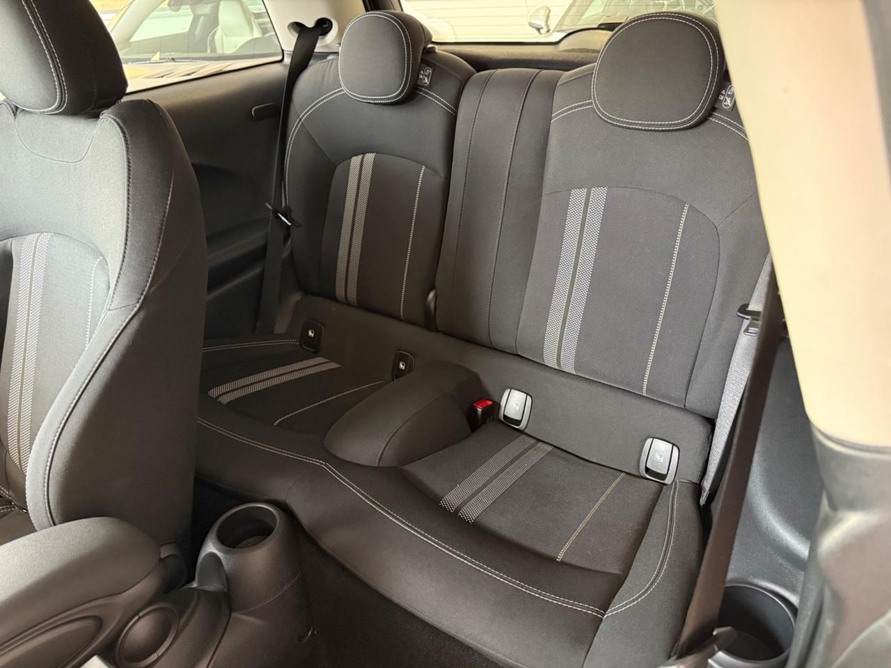 Mini 2.0 Cooper S Essential PERFETTA PREZZO REALE