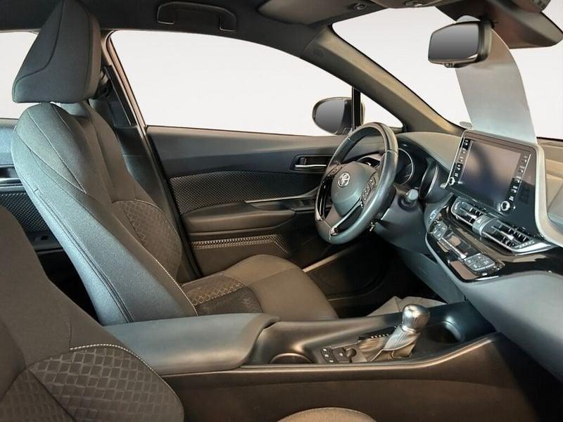 Toyota C-HR (2016-2023) 1.8 Hybrid E-CVT Business